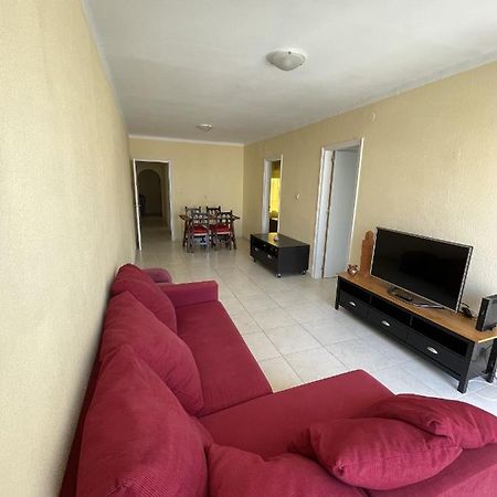 Apartamento A 200 M De La Playa Lägenhet Rosas Exteriör bild